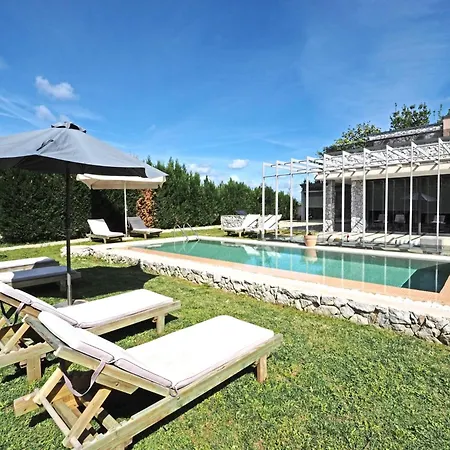 Flamingo Villa